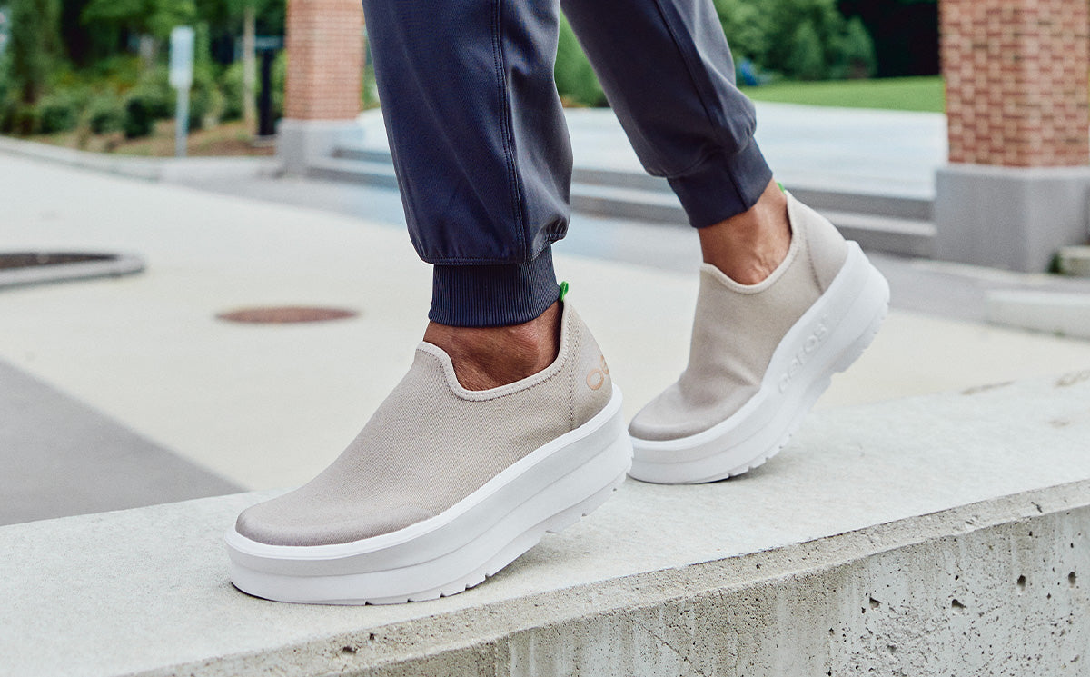 Women's OOmega eeZee Low Shoe - Nomad (FINAL SALE)